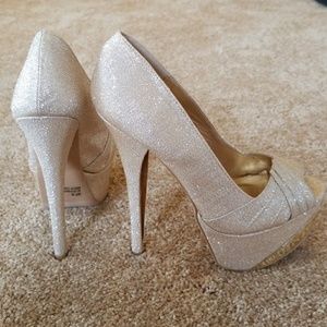 Gold Glitter Peep-Toe Pumps Heels